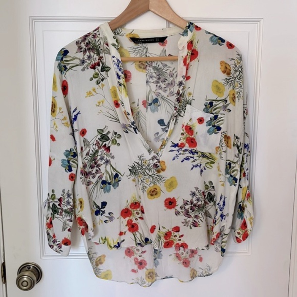 Floral long sleeved blouse